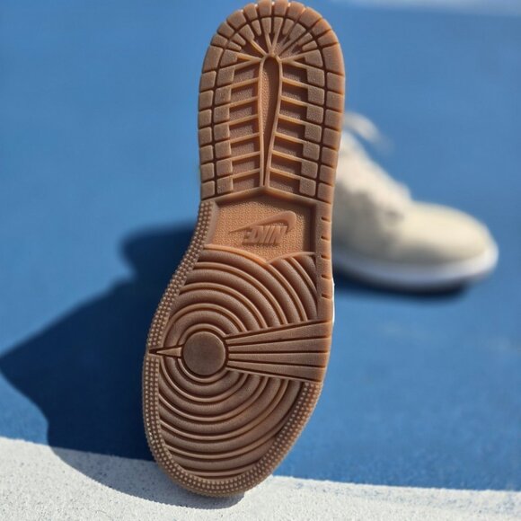 Jordan 1 Mid Utility Fleece Pearl White (GS) - Youth 5.5 - Picture 5 of 7